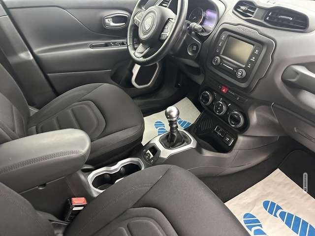 Jeep Renegade Limited FWD 