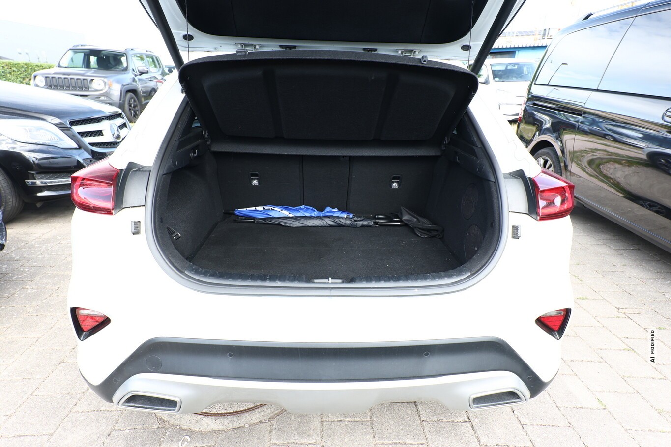 Kia XCeed 1.6 T-GDI 204 DCT Launch Edition Nav PanoD