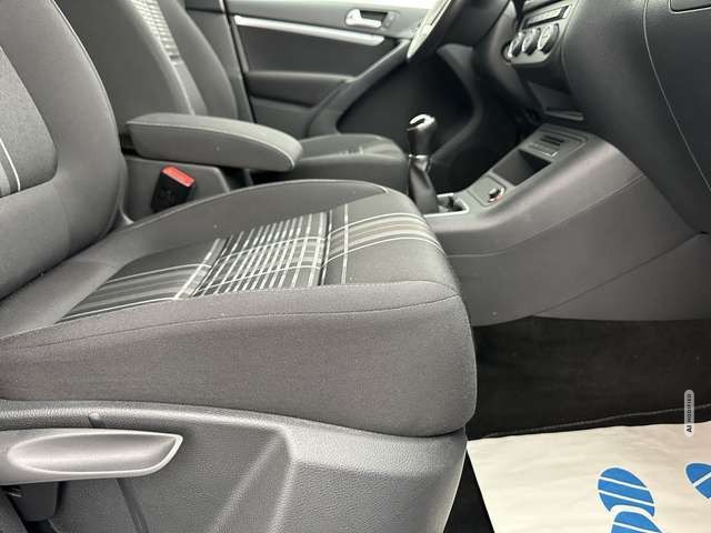 Volkswagen Tiguan Lounge Sport & Style BMT 