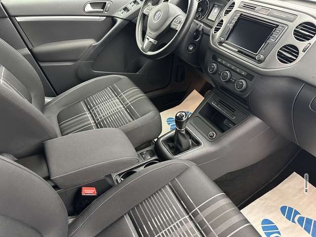 Volkswagen Tiguan Lounge Sport & Style BMT 
