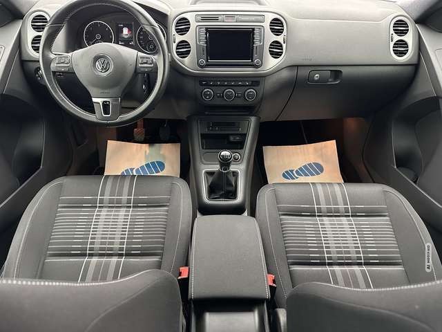 Volkswagen Tiguan Lounge Sport & Style BMT 