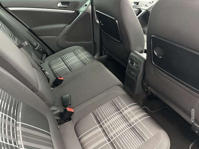 Volkswagen Tiguan Lounge Sport & Style BMT 