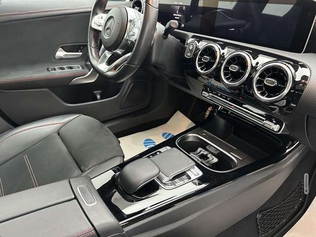 Mercedes-Benz CLA 250 AMG Line 