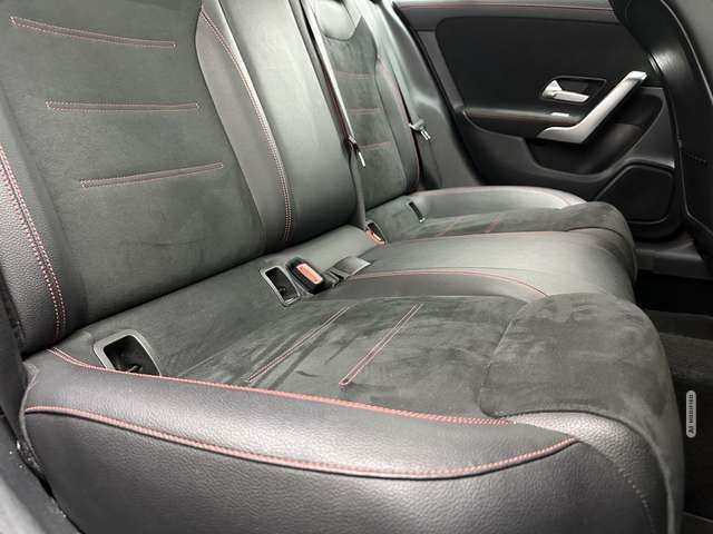 Mercedes-Benz CLA 250 AMG Line 