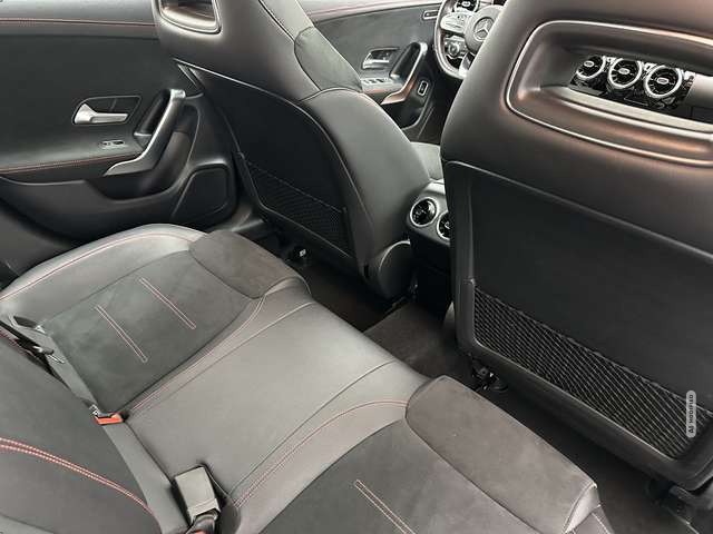 Mercedes-Benz CLA 250 AMG Line 
