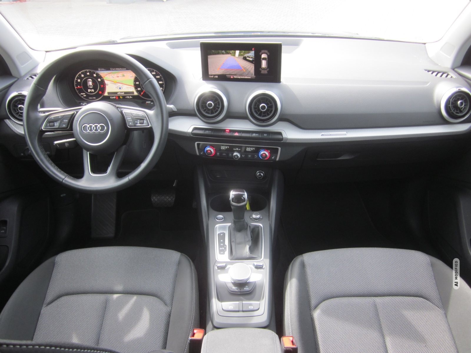 Audi Q2 35 TFSI S LINE DKG NAVI PLUS LED GRA DSP RFK ASP PLUS