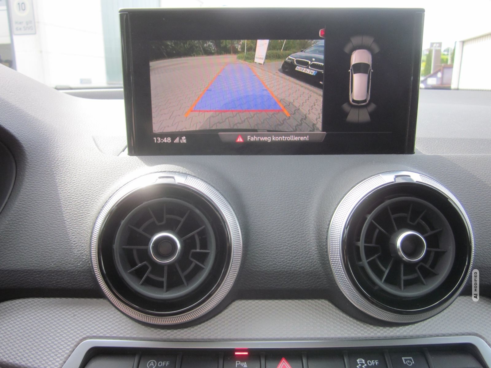 Audi Q2 35 TFSI S LINE DKG NAVI PLUS LED GRA DSP RFK ASP PLUS