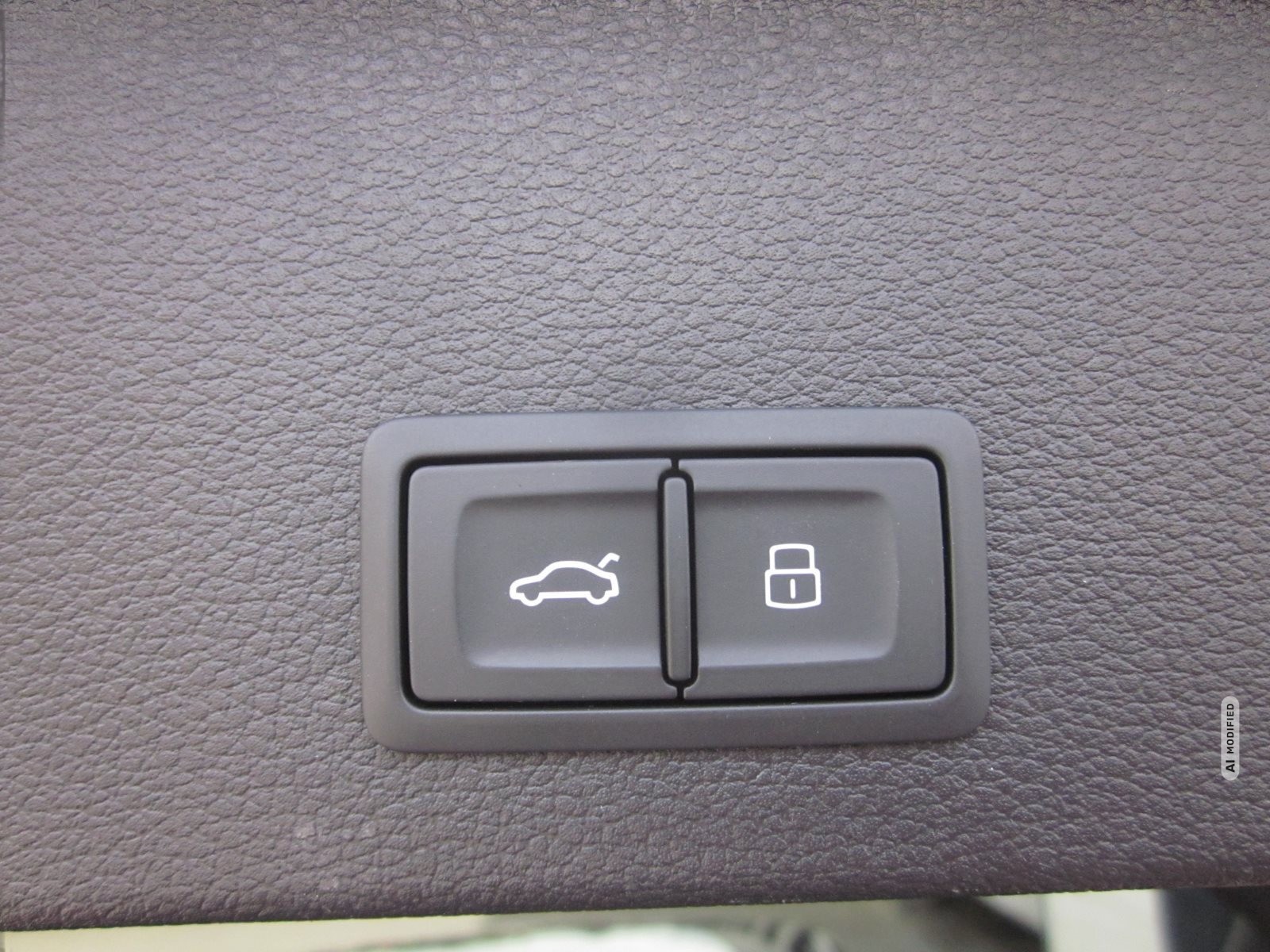 Audi Q2 35 TFSI S LINE DKG NAVI PLUS LED GRA DSP RFK ASP PLUS