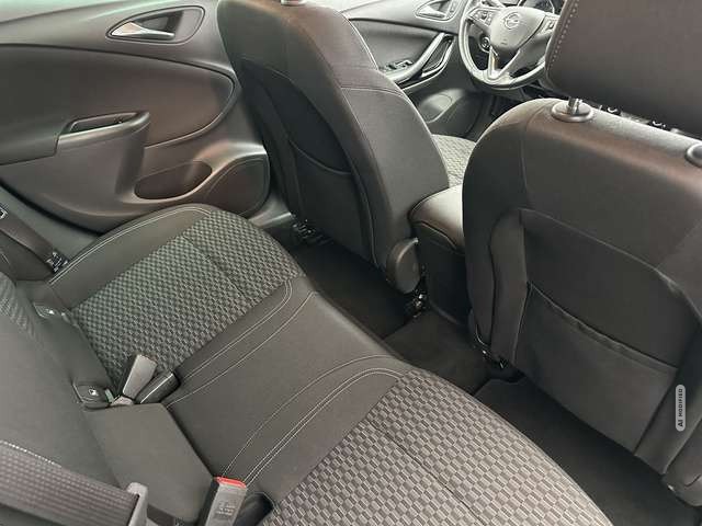 Opel Astra Dynamic 