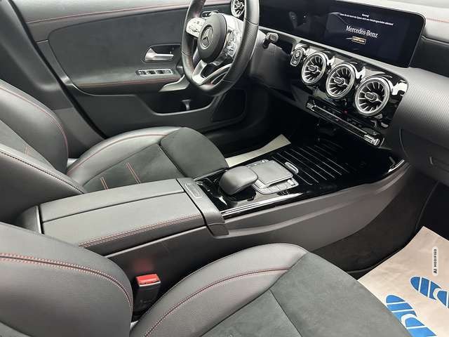 Mercedes-Benz CLA 200 AMG Line 