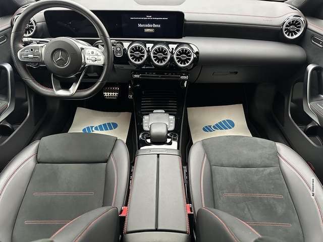 Mercedes-Benz CLA 200 AMG Line 