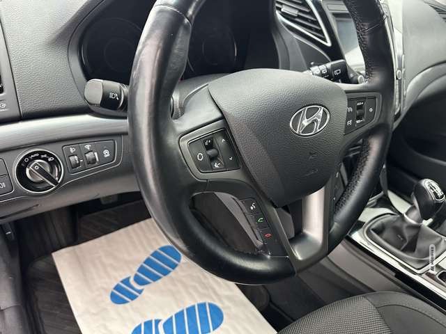 Hyundai i40 blue Trend 