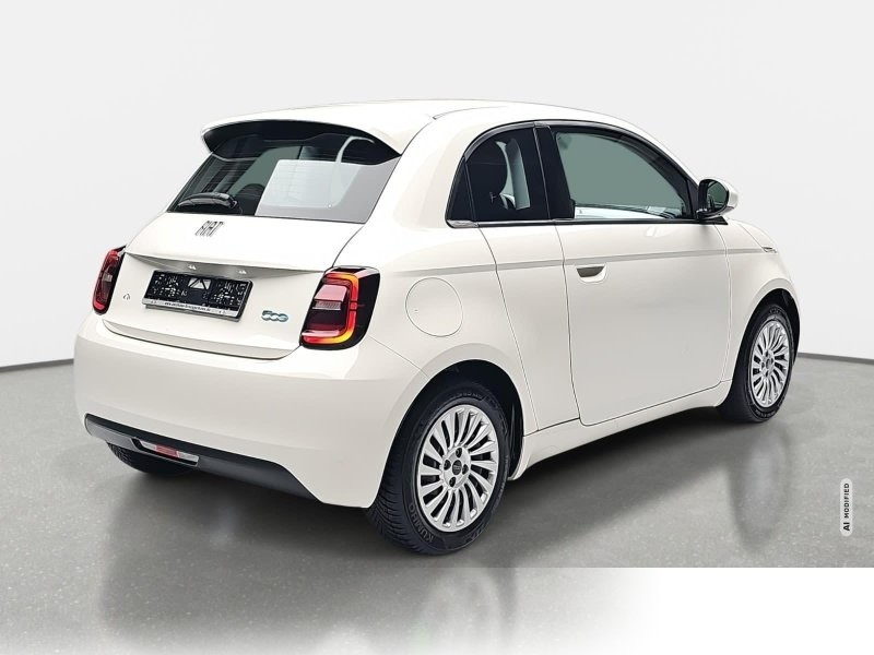 Fiat 500 ELEKTRO 42 KWH 3+1 APPLE CARPLAY/ANDROID AUTO, DAB+