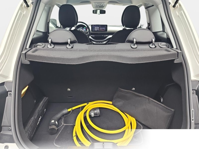 Fiat 500 ELEKTRO 42 KWH 3+1 APPLE CARPLAY/ANDROID AUTO, DAB+