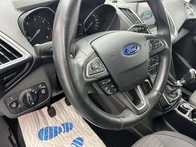 Ford C-Max C-MAX Titanium 