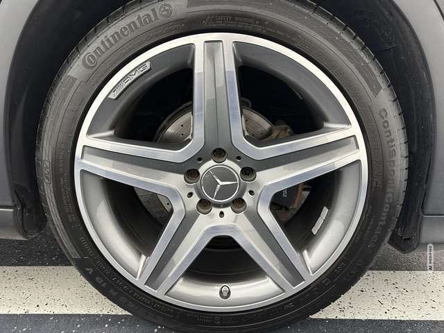 Mercedes-Benz GLA 180 AMG-LINE 