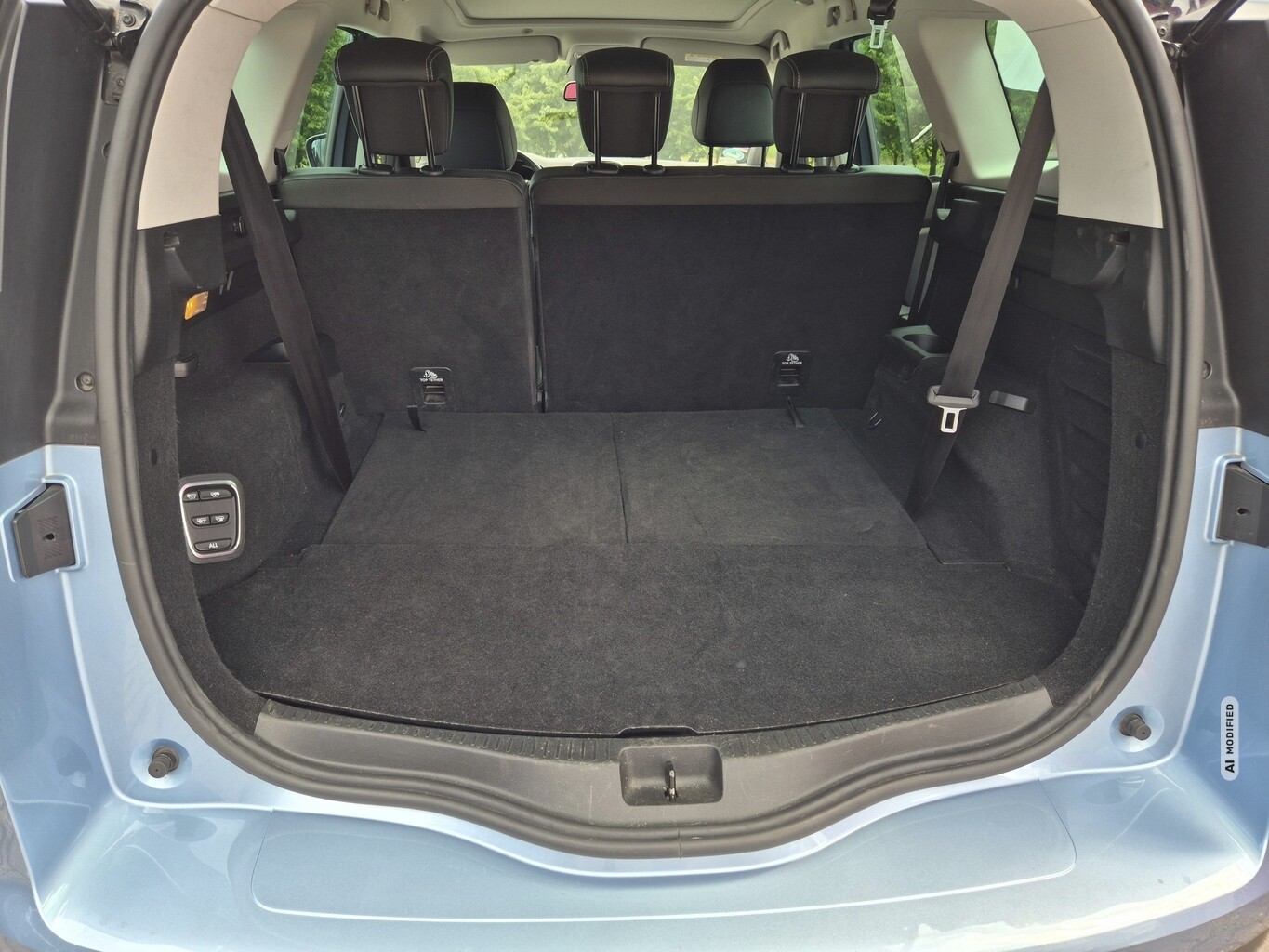 Renault Grand Scenic IV 1.3 TCe 140 Bose Edition 7S Nav