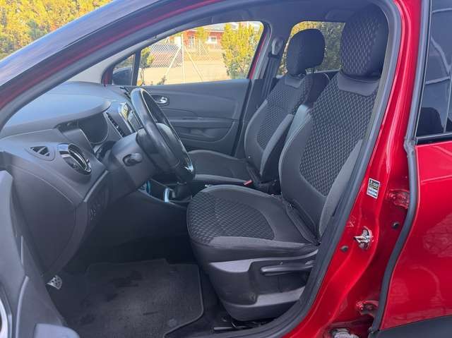 Renault Captur Collection 1,3 TCe LED,AHK, Navi,PDC