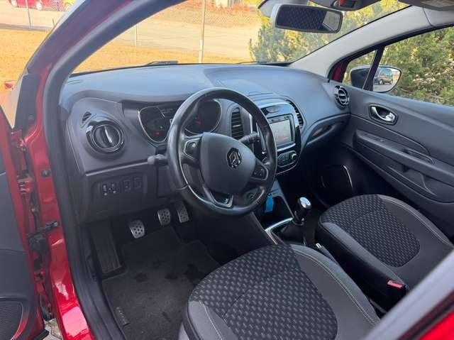 Renault Captur Collection 1,3 TCe LED,AHK, Navi,PDC