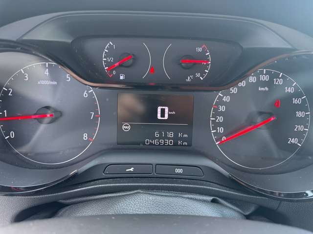Opel Crossland X DAB Radio, LED Tagfahrlicht, Lenkradheizung, Si...