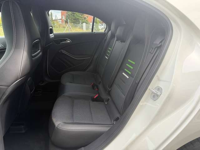 Mercedes-Benz A 180 A 180 BlueEfficiency AHK ,Navi, LED, Temp