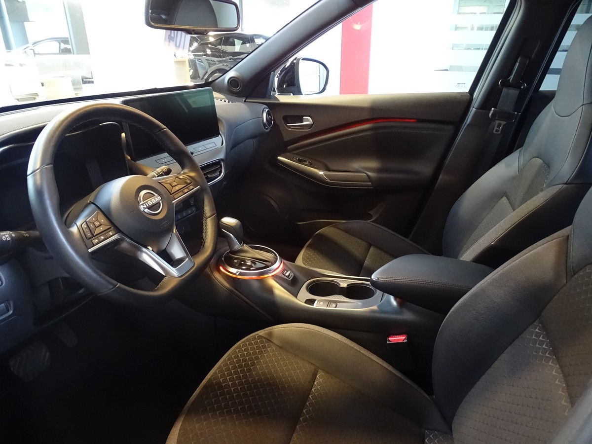 Nissan Juke 1.0 DIG-T N-Connecta Automatik