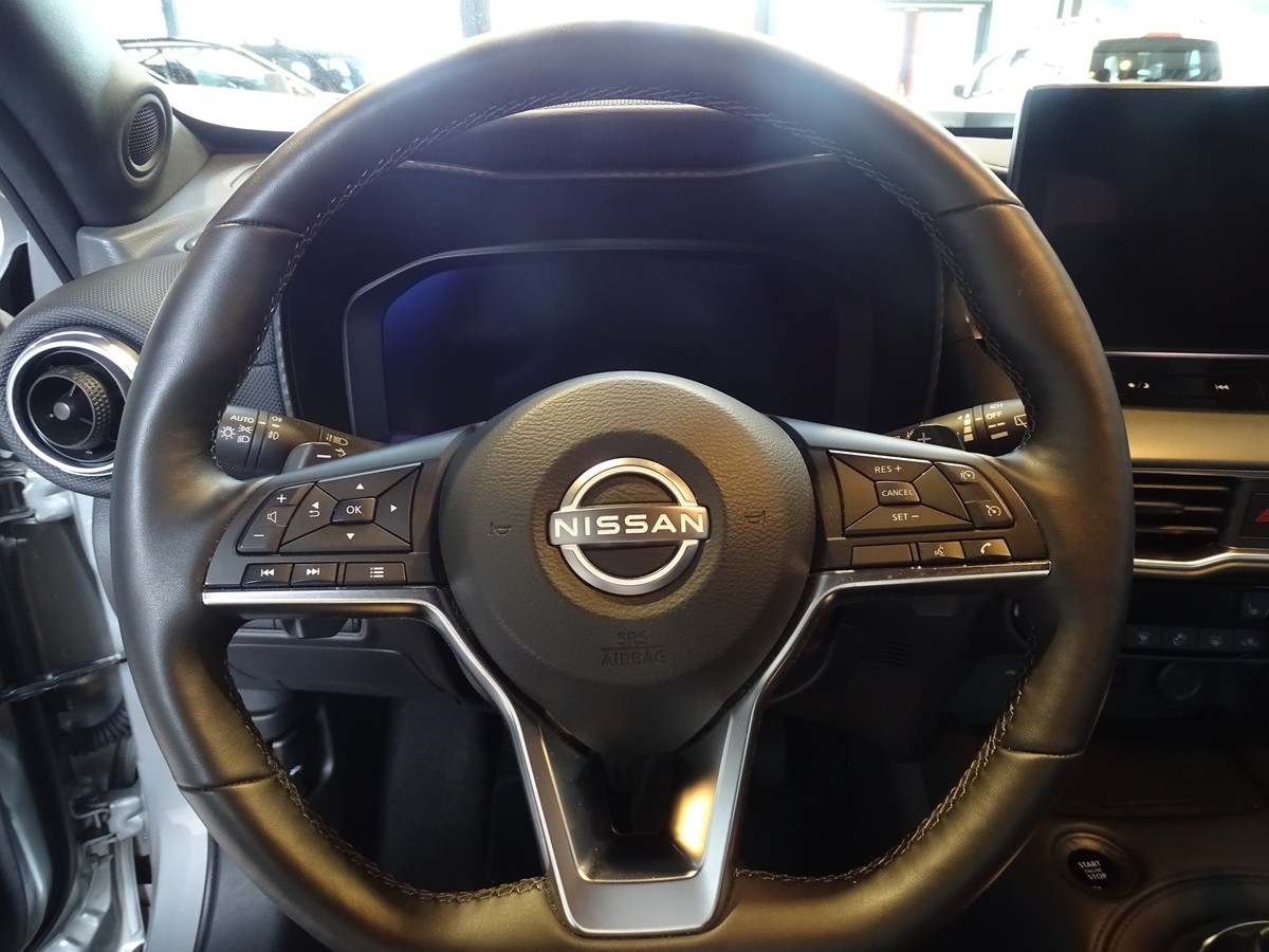 Nissan Juke 1.0 DIG-T N-Connecta Automatik