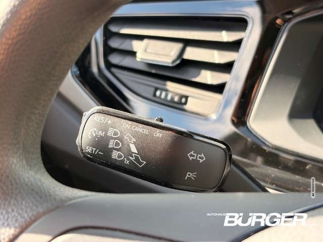 Volkswagen Polo VI Comfortline DAB SHZ Notbremsass. Temp PDCv+h Dy