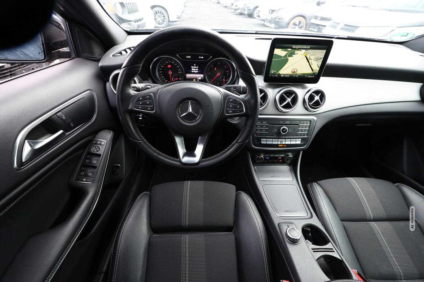Mercedes-Benz GLA 200 d  Urban DCT AHK Nav LED BusinessP