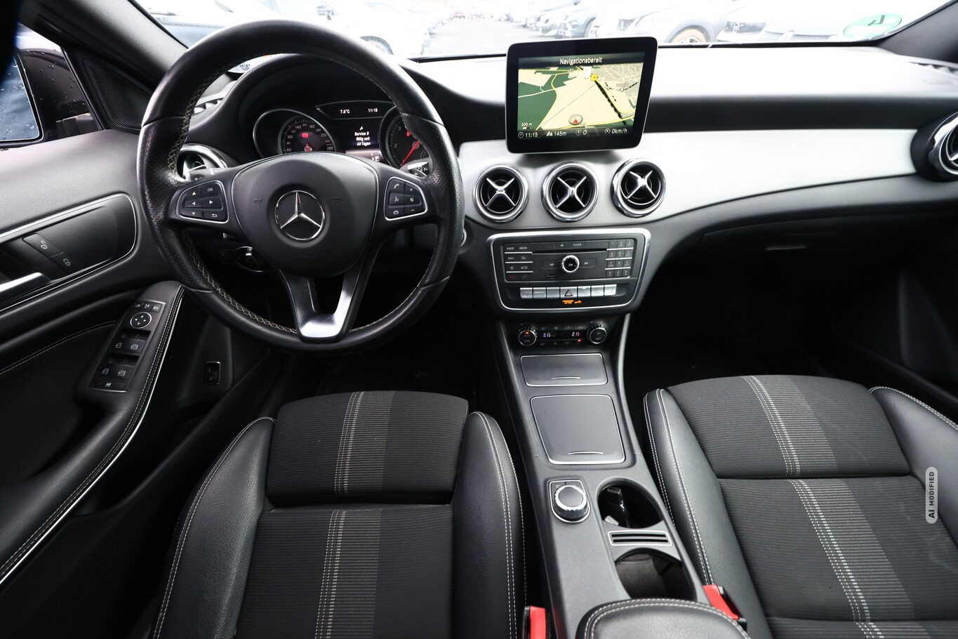 Mercedes-Benz GLA 200 d  Urban DCT AHK Nav LED BusinessP