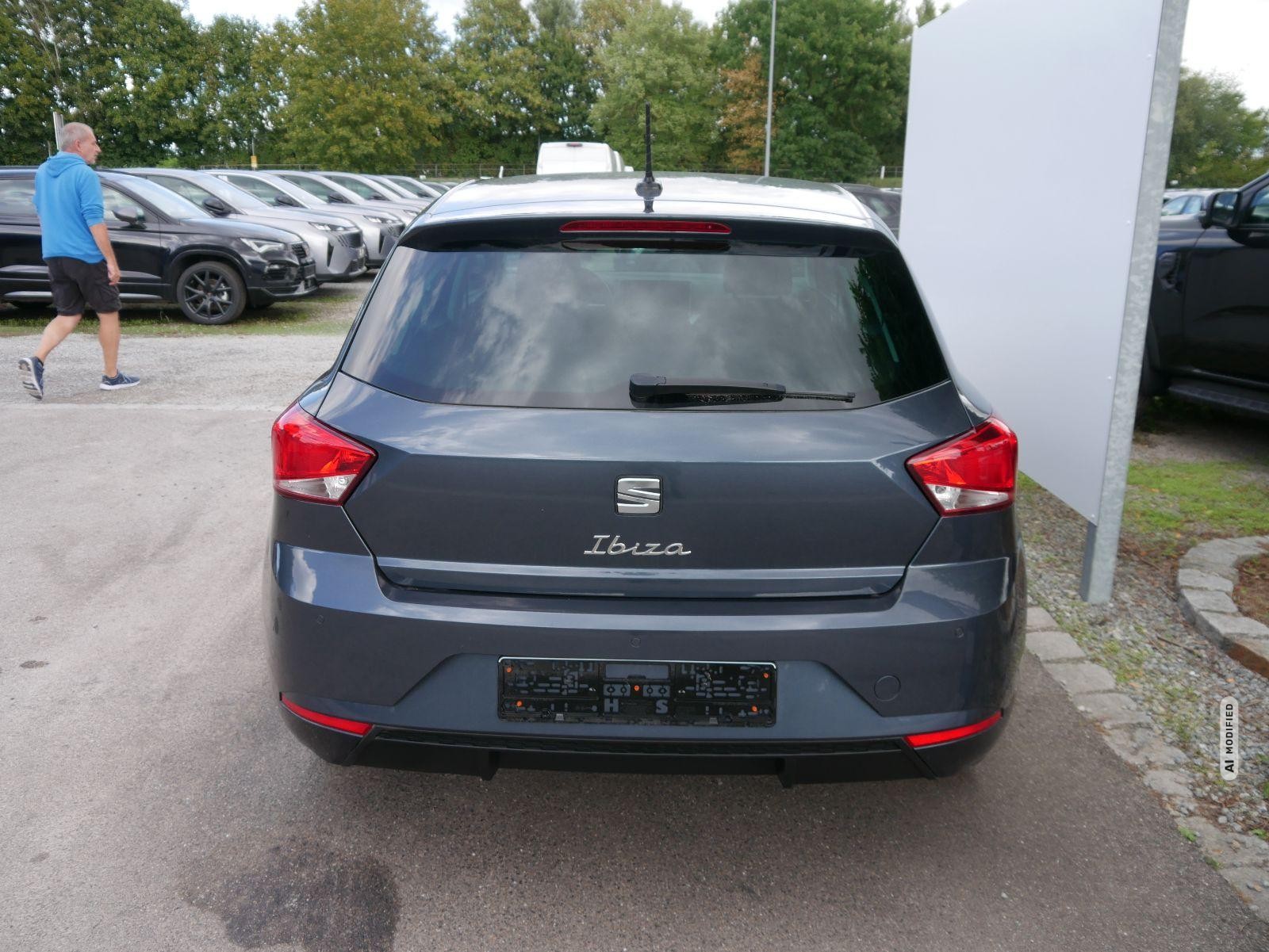 Seat Ibiza 1.0 TSI DSG Style*NAVI*PDC*LED*SHZ*SMARTLINK*KLIMA*BLUETOOTH*16-ZOLL