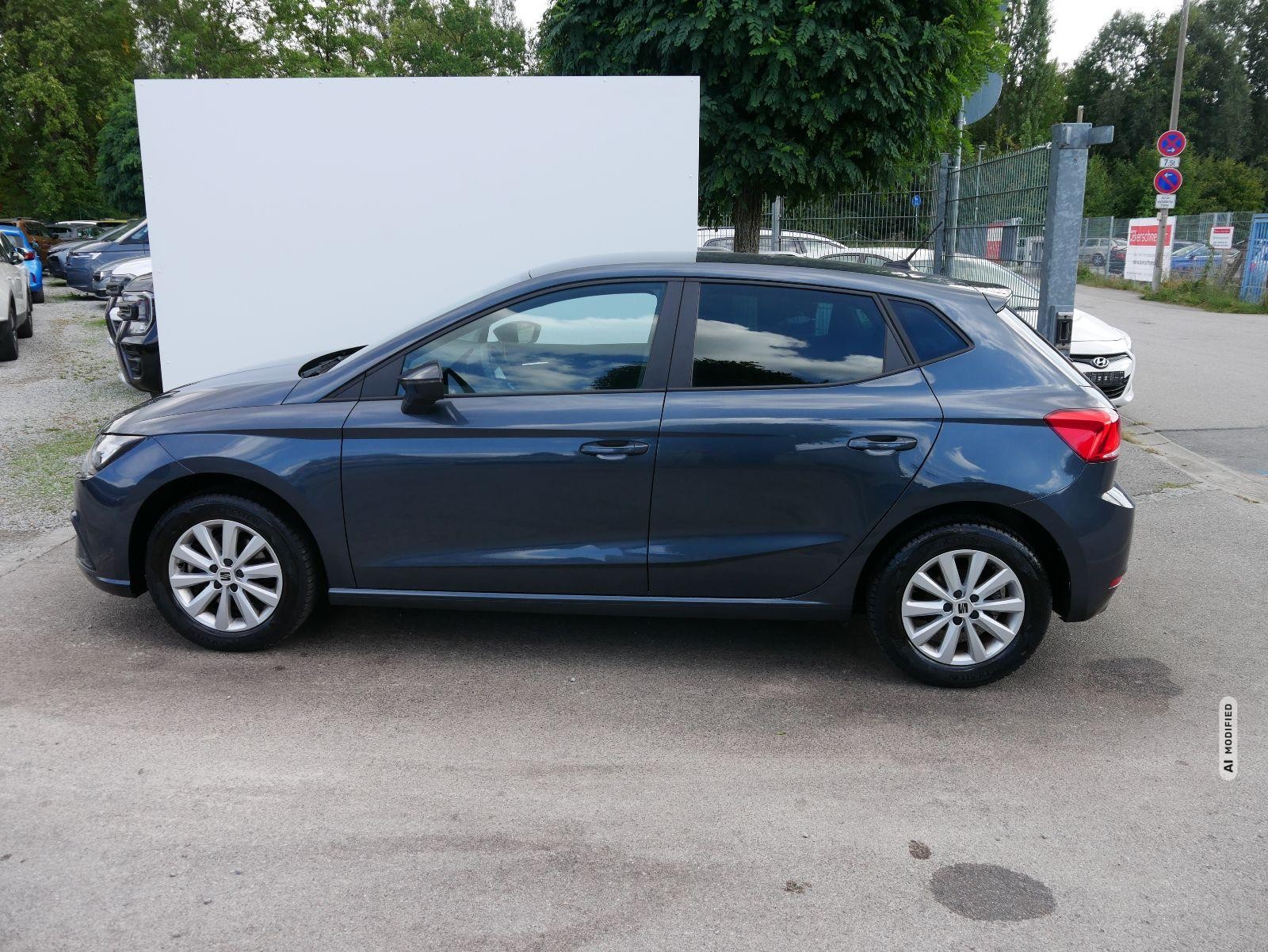 Seat Ibiza 1.0 TSI DSG Style*NAVI*PDC*LED*SHZ*SMARTLINK*KLIMA*BLUETOOTH*16-ZOLL