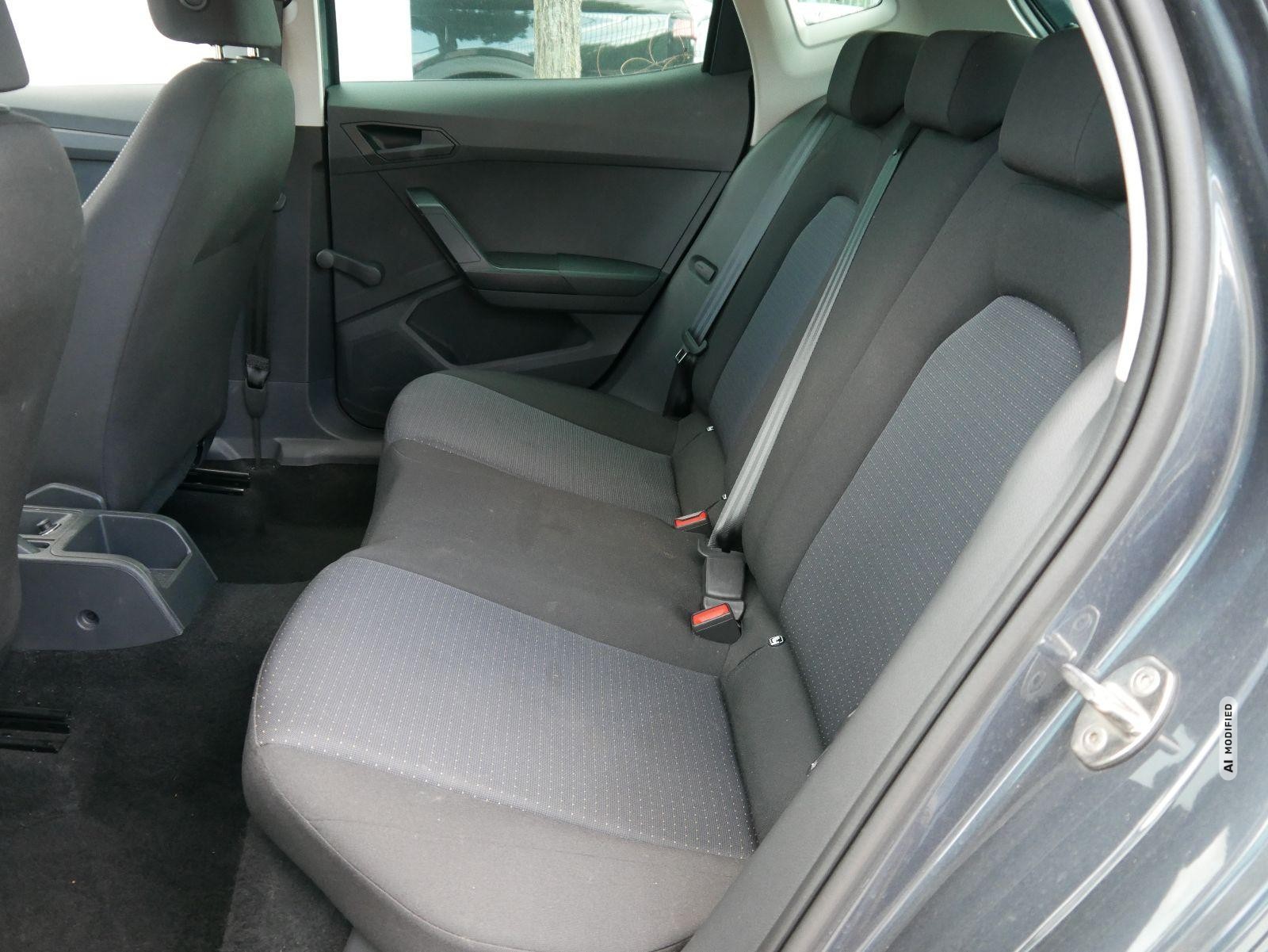 Seat Ibiza 1.0 TSI DSG Style*NAVI*PDC*LED*SHZ*SMARTLINK*KLIMA*BLUETOOTH*16-ZOLL
