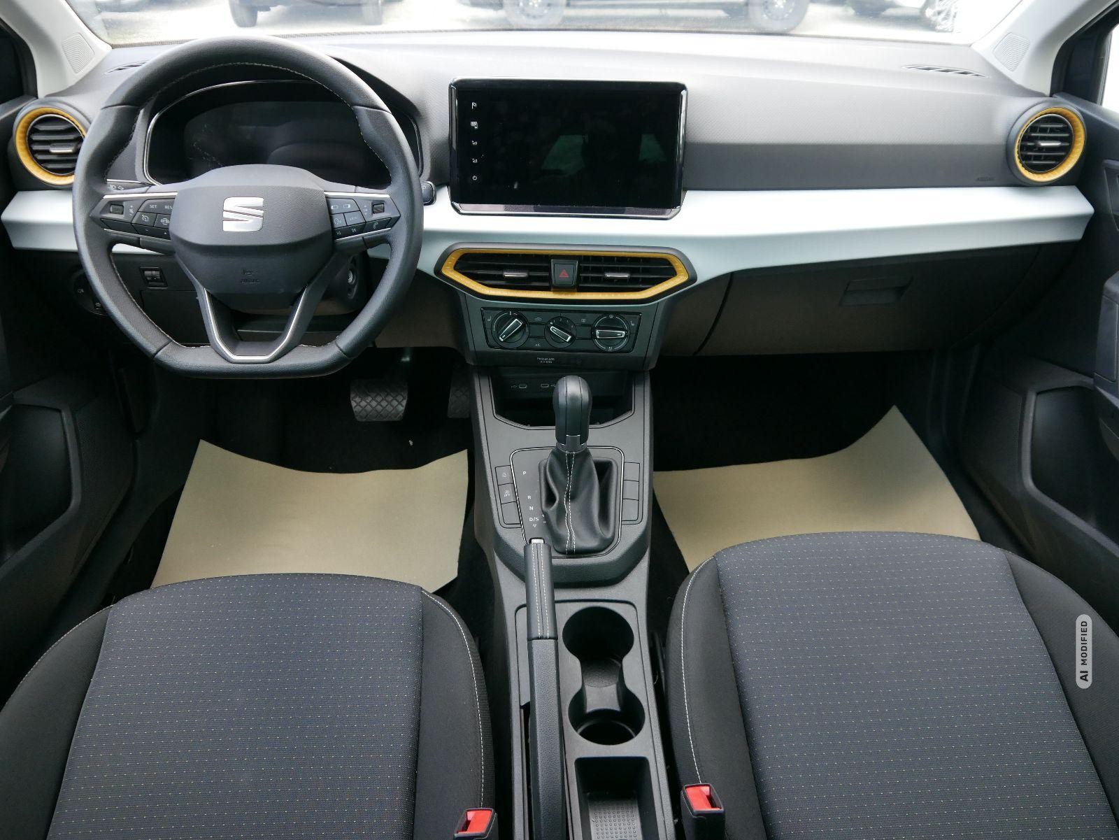 Seat Ibiza 1.0 TSI DSG Style*NAVI*PDC*LED*SHZ*SMARTLINK*KLIMA*BLUETOOTH*16-ZOLL