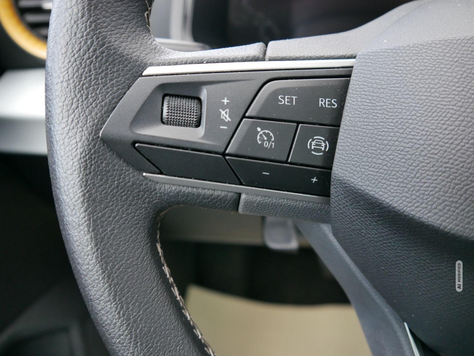 Seat Ibiza 1.0 TSI DSG Style*NAVI*PDC*LED*SHZ*SMARTLINK*KLIMA*BLUETOOTH*16-ZOLL