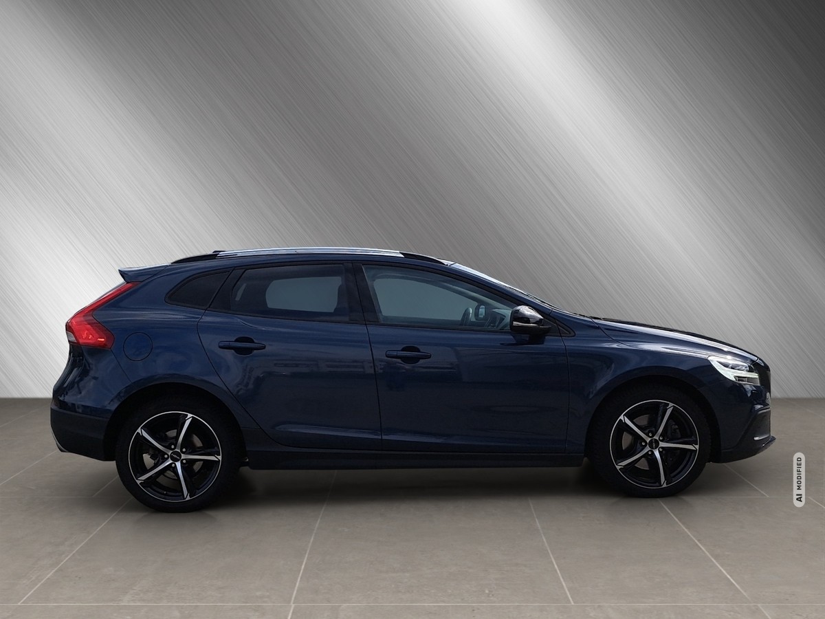 Volvo V40 Cross Country T3 Geartronic Autom.*NAVI*LED*Scheibenheiz