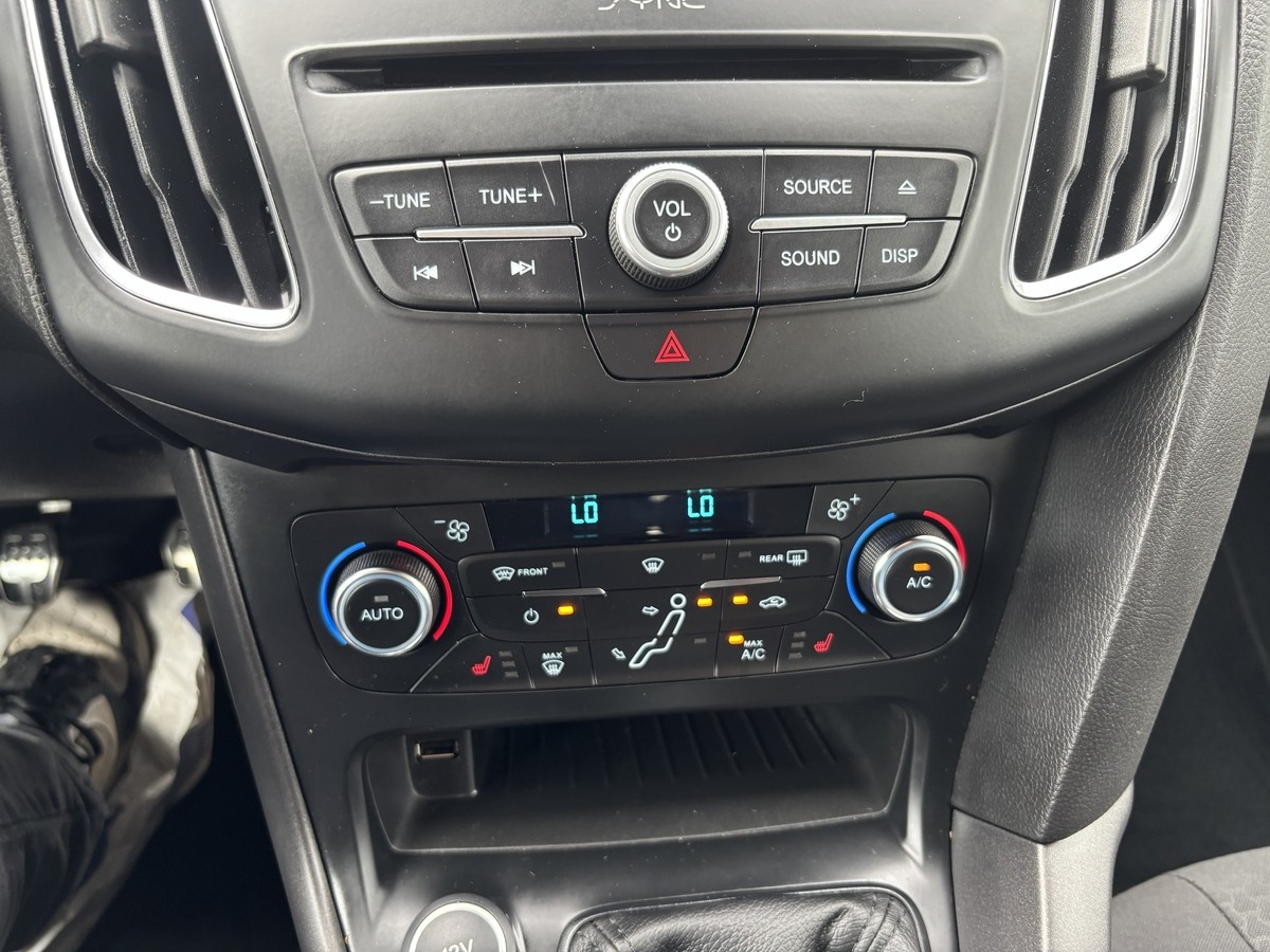 Ford Focus 1.0 EcoBoost ST-Line*KAMERA*SITZHEIZUNG*ALLWETTER*