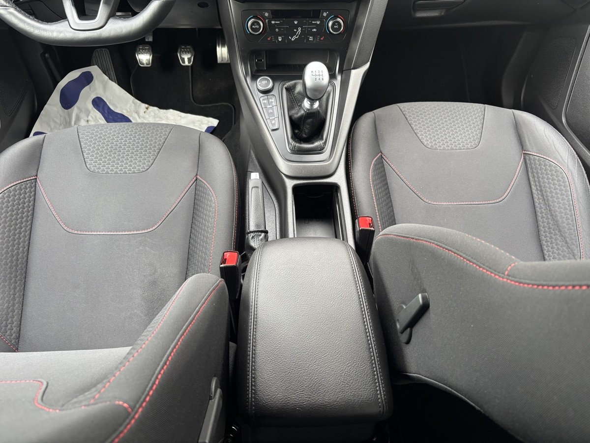 Ford Focus 1.0 EcoBoost ST-Line*KAMERA*SITZHEIZUNG*ALLWETTER*