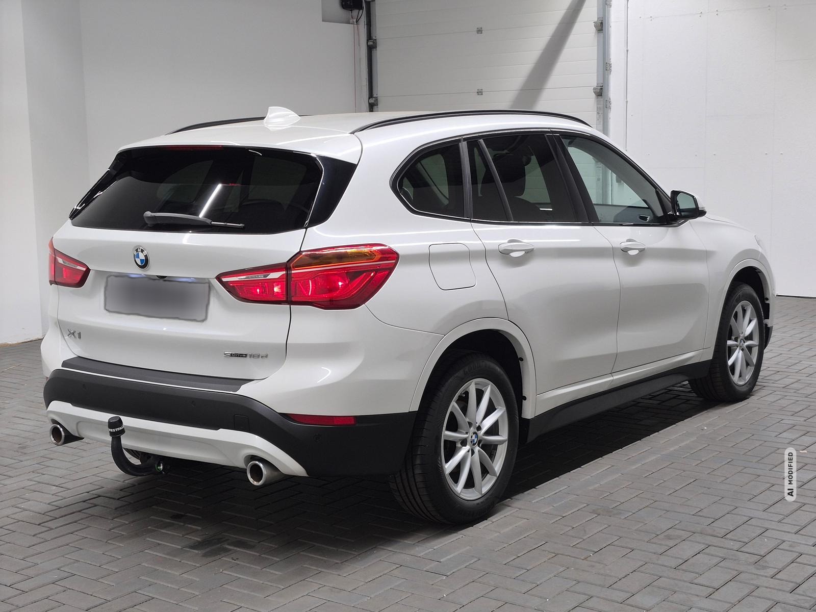 BMW X1 Advantage LED/Navi/AHK/SHZ/Kam/elH/GRA/17-LM