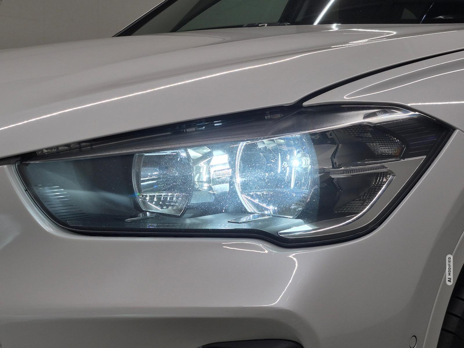 BMW X1 Advantage LED/Navi/AHK/SHZ/Kam/elH/GRA/17-LM