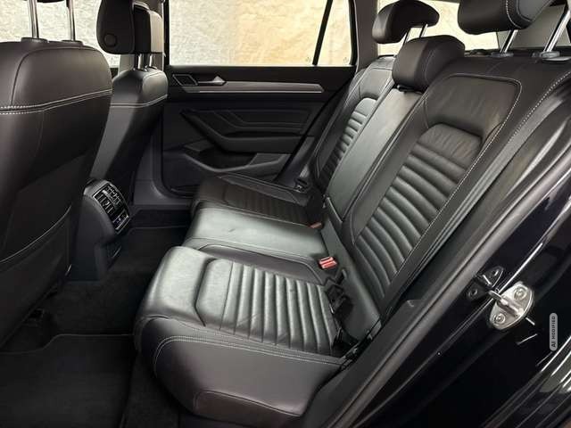 Volkswagen Passat 2.0TDI Business IQ.DRIVE LEDER 360°VIRTUAL