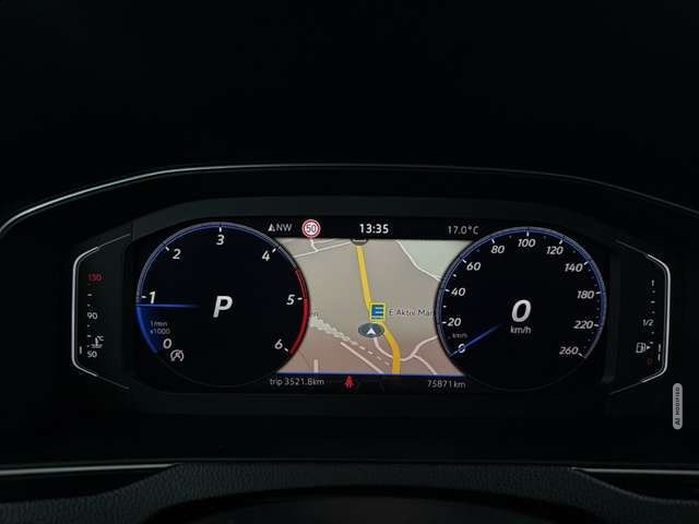Volkswagen Passat 2.0TDI Business IQ.DRIVE LEDER 360°VIRTUAL