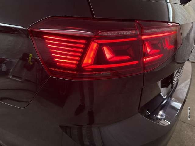 Volkswagen Passat 2.0TDI Business IQ.DRIVE LEDER 360°VIRTUAL