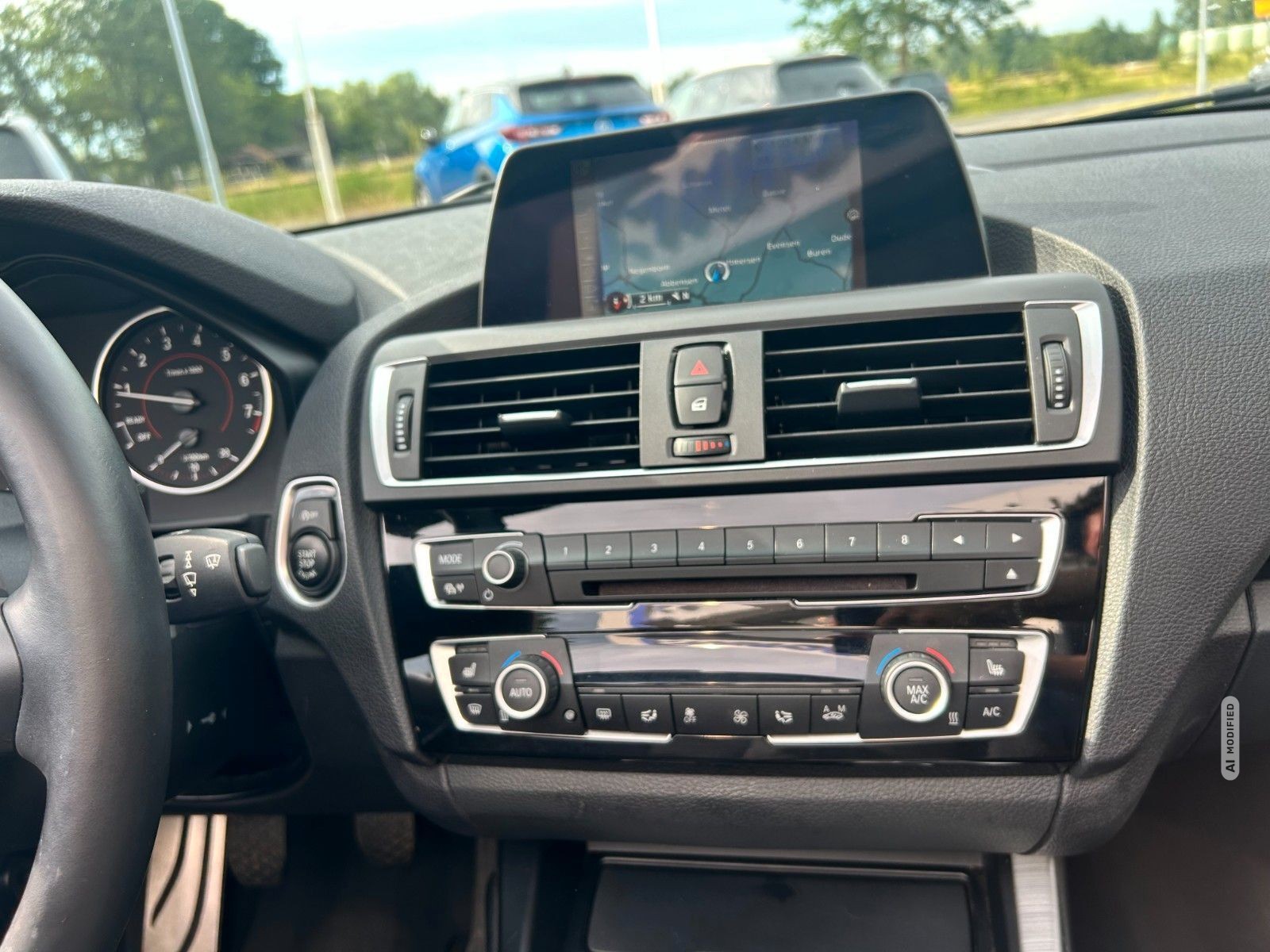 BMW 220 i Cabrio M Paket 1. Hand