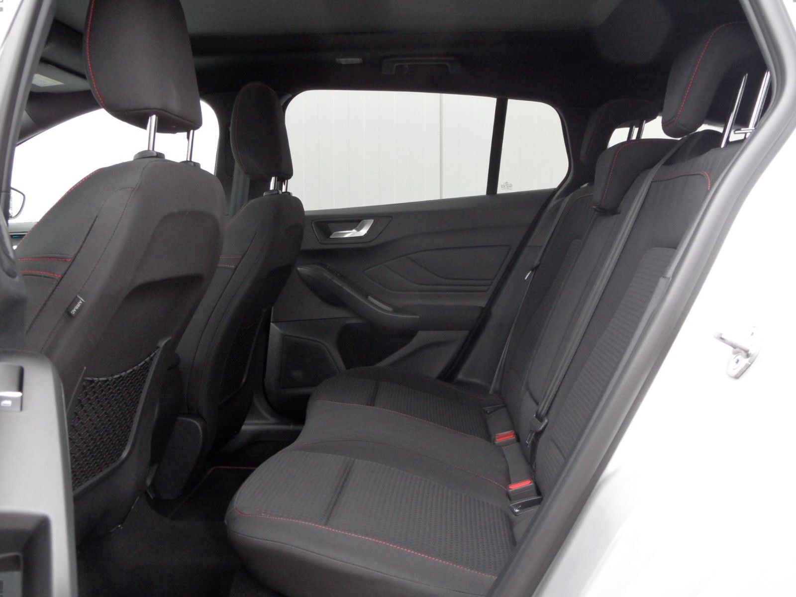 Ford Focus Turnier ST-Line X+Cam+Panoramadach+AHK+AT