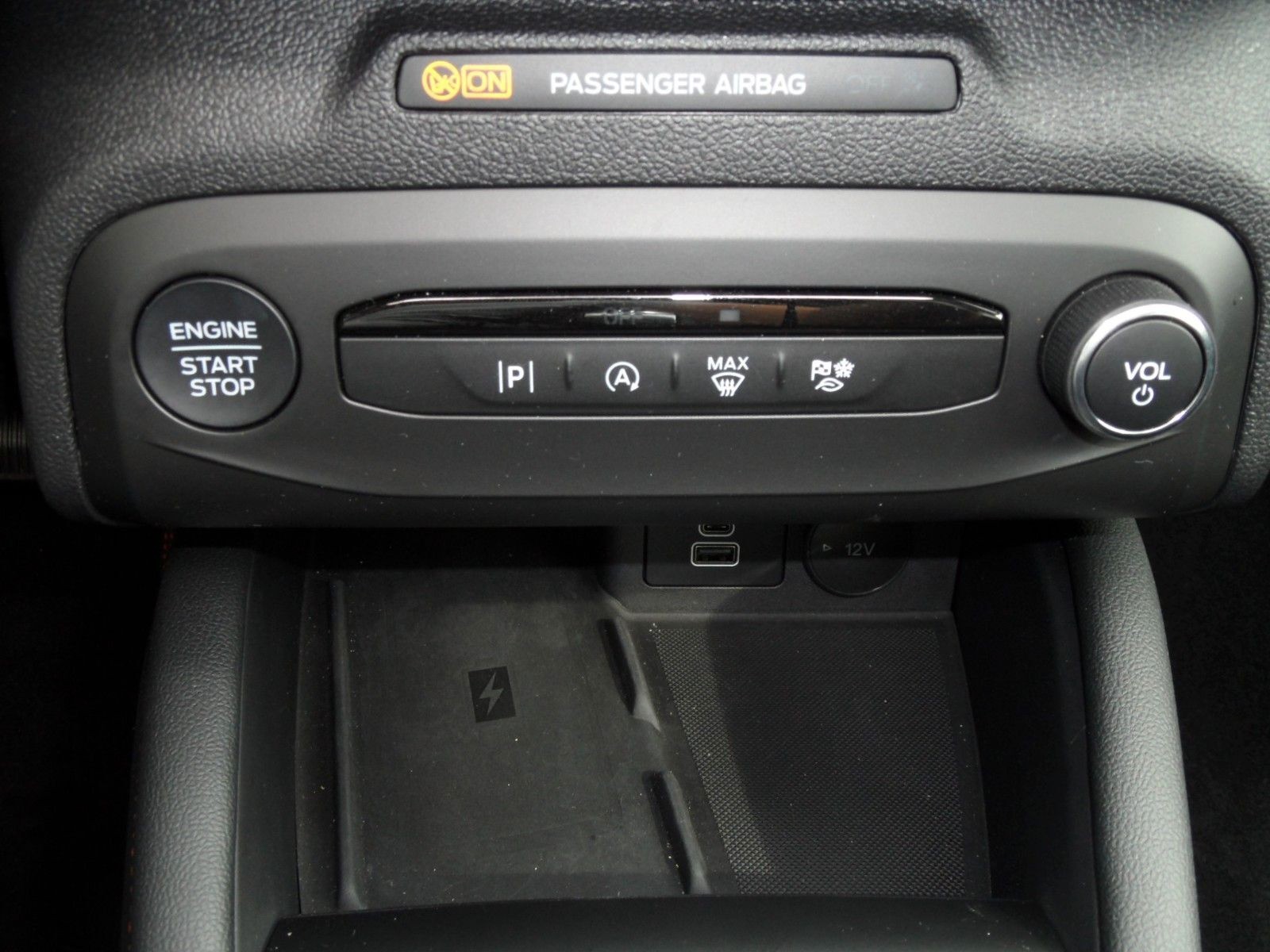 Ford Focus Turnier ST-Line X+Cam+Panoramadach+AHK+AT