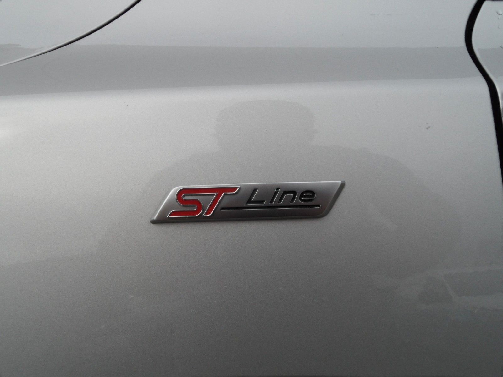Ford Focus Turnier ST-Line X+Cam+Panoramadach+AHK+AT