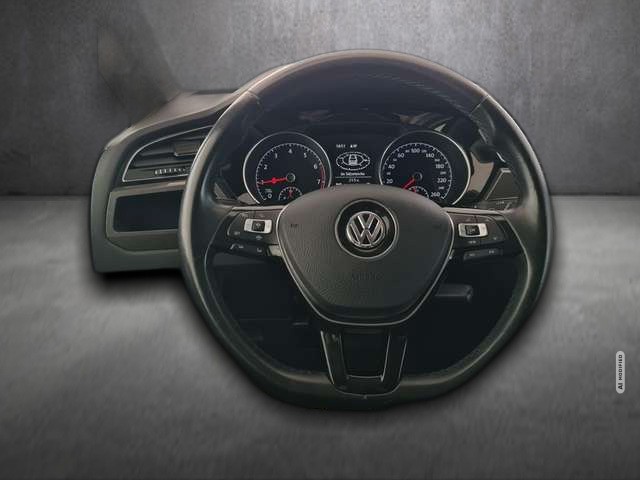 Volkswagen Touran IQ DRIVE, 7 Sitzer, R-Line, AHK ,Kamera, LED, Navi