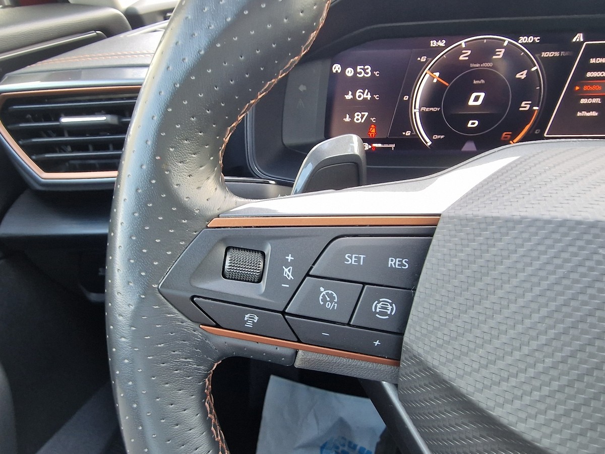 Cupra Formentor 2.0 TDI 4Drive*Virtual Cock*AHK*360°Cam*ACC*DAB