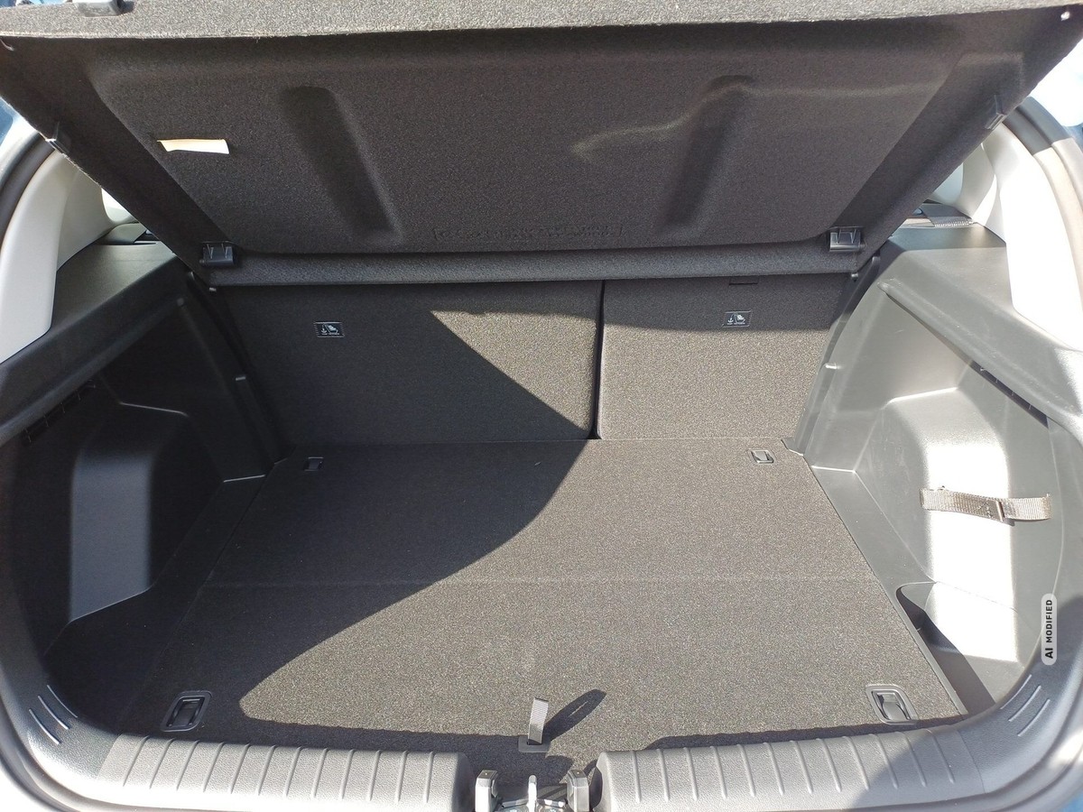 Hyundai Bayon 1.0 T-GDI Trend 6-MT Komfortpaket LED Navi App Sitzh.